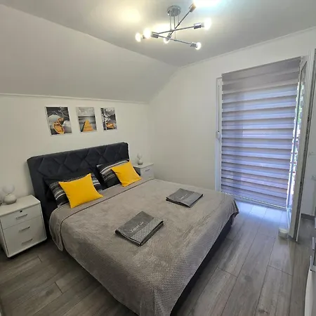 Zeleni Vir Apartman *